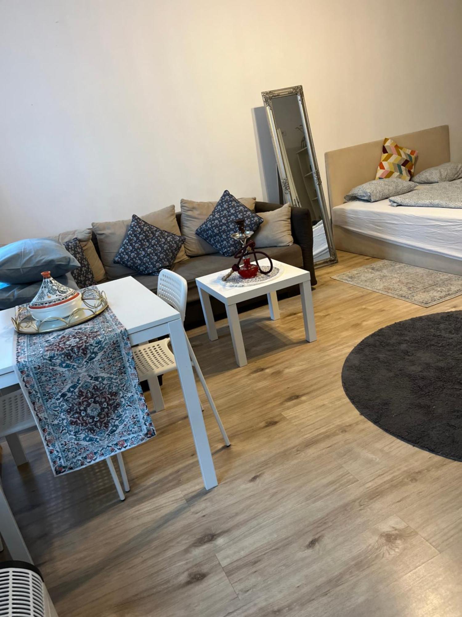 Habibi Apartman, Budapest